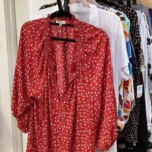 Size 3X Top- Live Show Listing